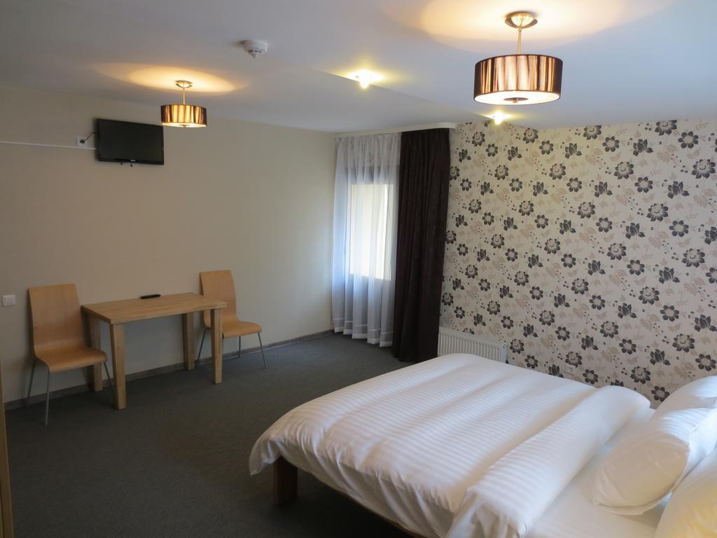 Amigo Hostel Riga Ruang foto