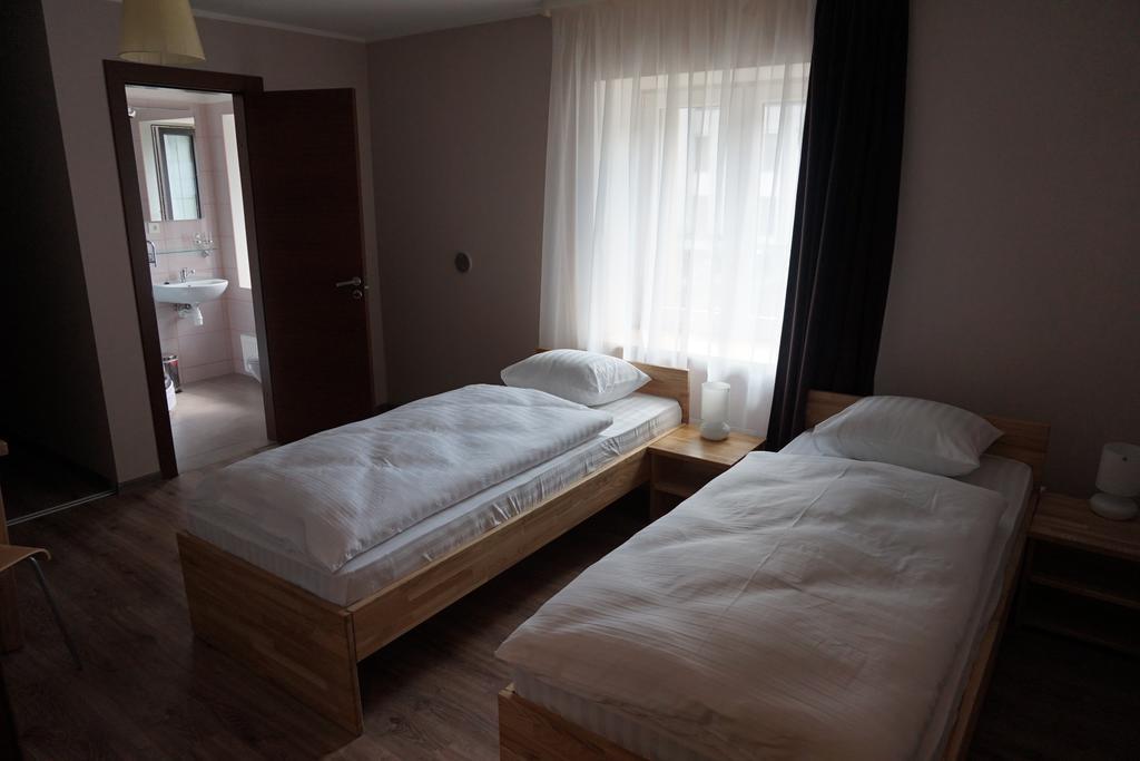 Amigo Hostel Riga Ruang foto